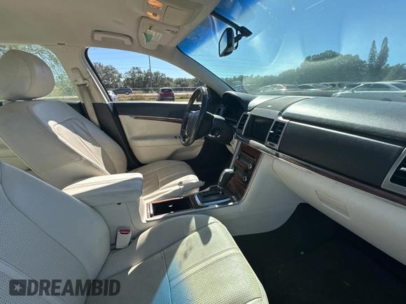 2011 Lincoln MKZ Hybrid with VIN 3LNDL2L33BR759329, listed as a Copart auction lot 83069104 with 131,927 mi miles and Clean Title. Bid and sale history available at carsss.com. Image 5.