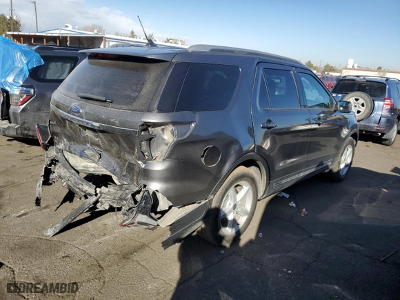 2019 Ford Explorer XLT with VIN 1FM5K7D81KGA70640, listed as a Copart auction lot 44218425 with 90,775 mi miles and Salvage Title. Bid and sale history available at carsss.com. Image 3.