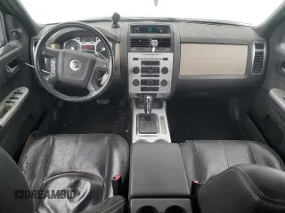 2008 Mercury Mariner Premier z VIN 4M2CU87188KJ06768, wystawiony jako Copart lot #46172705 z przebiegiem 179 752 mil mil oraz Tytuł czysty. Historia ofert i sprzedaży dostępna na DreamBid. Obrazek 8.