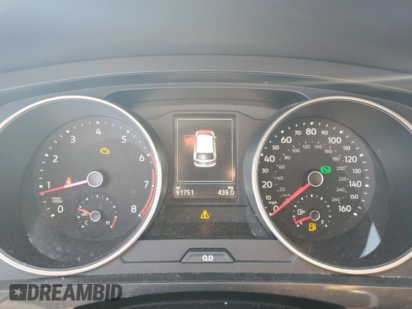 2018 Volkswagen Tiguan SEL with VIN 3VV3B7AX1JM034279, listed as a Copart auction lot 60402155 with 91,751 mi miles and Salvage title. Bid and sale history available at DreamBid. Image 9.