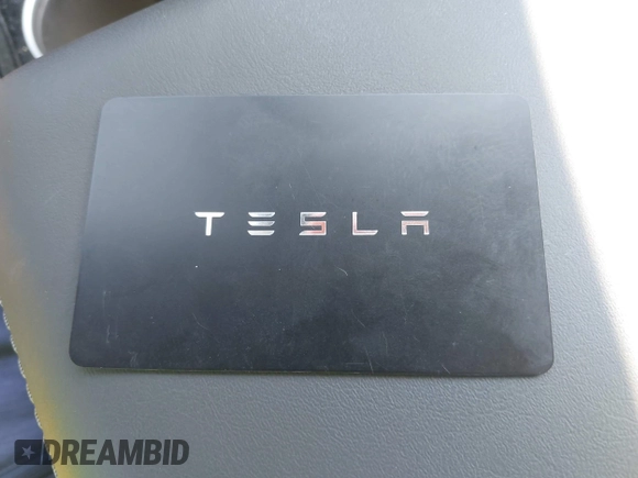 2024 Tesla Model 3 z VIN 5YJ3E1EA7RF721503, wystawiony jako IAAI lot #42246752 z przebiegiem 8 807 mil mil oraz . Historia ofert i sprzedaży dostępna na DreamBid. Obrazek 11.