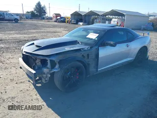 2010 Chevrolet Camaro 2SS z VIN 2G1FK1EJ0A9190524, wystawiony jako IAAI lot #41686103 z przebiegiem 168 031 mil mil oraz . Historia ofert i sprzedaży dostępna na DreamBid. Obrazek 19.