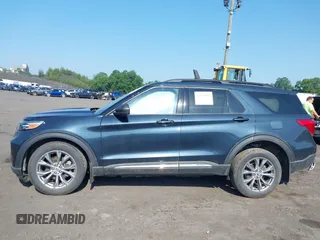 2023 Ford Explorer XLT z VIN 1FMSK8DH5PGB43539, wystawiony jako IAAI lot #42558283 z przebiegiem 16 495 mil mil oraz . Historia ofert i sprzedaży dostępna na DreamBid. Obrazek 14.