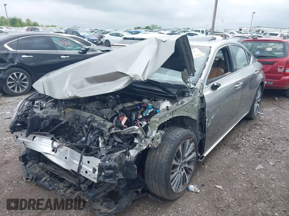 2021 Lexus ES 250 z VIN 58AD11D11MU002155, wystawiony jako IAAI lot #42186499 z przebiegiem 49 539 mil mil oraz . Historia ofert i sprzedaży dostępna na DreamBid. Obrazek 6.