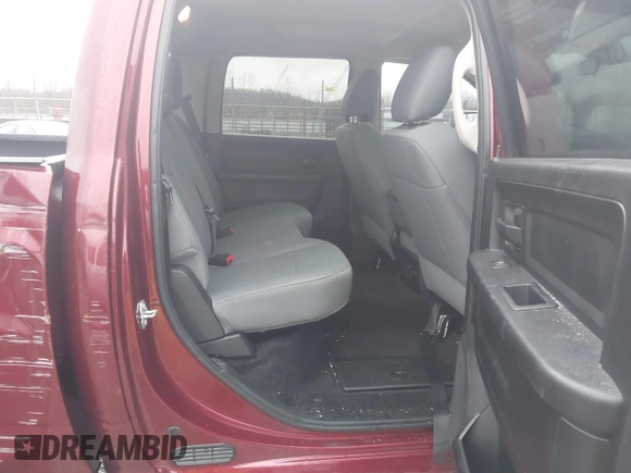 2017 Ram 2500 Tradesman with VIN 3C6UR5CJ8HG630341, listed as a IAAI auction lot 41452697 with 90,855 mi miles and . Bid and sale history available at DreamBid. Image 8.