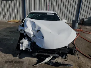 2017 Toyota Camry XLE with VIN 4T1BF1FK9HU729264, listed as a Copart auction lot 42758345 with 128,080 mi miles and Salvage Title. Bid and sale history available at DreamBid. Image 5.