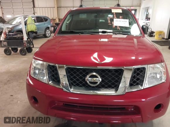2011 Nissan Pathfinder Silver z VIN 5N1AR1NB1BC623599, wystawiony jako IAAI lot #41415680 z przebiegiem Nie podano mil oraz . Historia ofert i sprzedaży dostępna na DreamBid. Obrazek 6.