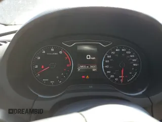 2020 Audi A3 Premium z VIN WAUAUGFF2LA105714, wystawiony jako Copart lot #47928745 z przebiegiem 64 531 mil mil oraz Szkody całkowita. Historia ofert i sprzedaży dostępna na DreamBid. Obrazek 9.