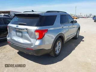 2021 Ford Explorer XLT with VIN 1FMSK7DH4MGB01319, listed as a IAAI auction lot 41860633 with 70,575 mi miles. Bid and sale history available at carsss.com. Image 4.