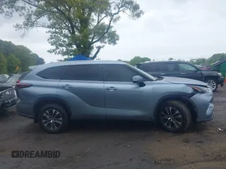 2024 Toyota Highlander LE with VIN 5TDKDRBH5RS562216, listed as a IAAI auction lot 42246348 with 14,145 mi miles and . Bid and sale history available at DreamBid. Image 13.