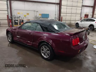 2005 Ford Mustang Deluxe with VIN 1ZVFT84N555227763, listed as a IAAI auction lot 41692270 with 150,423 mi miles. Bid and sale history available at carsss.com. Image 3.