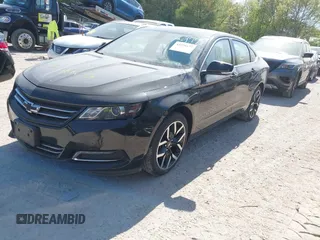 2018 Chevrolet Impala LT z VIN 2G1105S38J9106687, wystawiony jako IAAI lot #42236177 z przebiegiem 104 509 mil mil oraz . Historia ofert i sprzedaży dostępna na DreamBid. Obrazek 21.