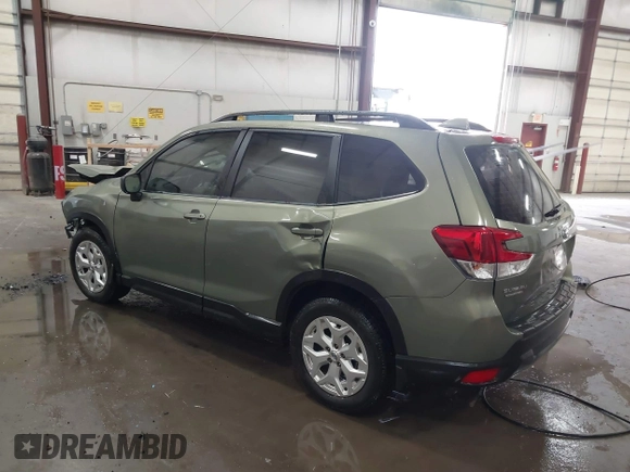2021 Subaru Forester with VIN JF2SKADC9MH481971, listed as a IAAI auction lot 41689358 with 52,951 mi miles. Bid and sale history available at carsss.com. Image 3.