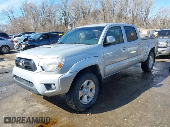 2013 Toyota Tacoma with VIN 3TMMU4FN8DM054973, listed as a IAAI auction lot 41659232 with 113,734 mi miles. Bid and sale history available at carsss.com. Image 18.