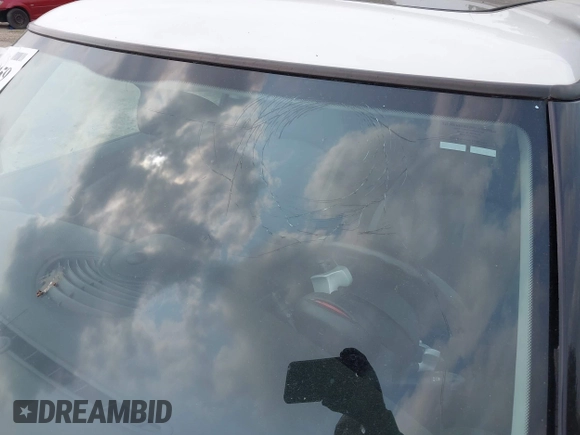 2010 MINI Hardtop S with VIN WMWMF7C50ATW89521, listed as a IAAI auction lot 42486159 with 158,137 mi miles and . Bid and sale history available at DreamBid. Image 6.