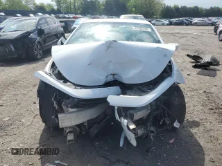 2015 Dodge Dart SXT z VIN 1C3CDFBB8FD404026, wystawiony jako Copart lot #53782285 z przebiegiem 110 509 mil mil oraz Szkody całkowita. Historia ofert i sprzedaży dostępna na DreamBid. Obrazek 5.
