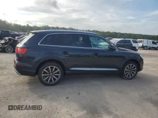 2017 Audi Q7 Premium with VIN WA1AAAF74HD028913, listed as a Copart auction lot 60918455 with 151,998 mi miles and Clean title. Bid and sale history available at DreamBid. Image 3.