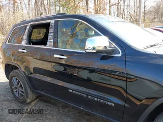2022 Jeep Grand Cherokee Limited with VIN 1C4RJFBG4NC177240, listed as a IAAI auction lot 41541122 with 30,371 mi miles and . Bid and sale history available at DreamBid. Image 12.