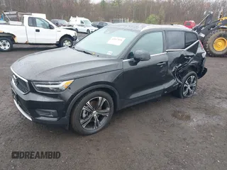 2021 Volvo XC40 Inscription z VIN YV4162UL2M2457905, wystawiony jako IAAI lot #42017891 z przebiegiem 48 424 mil mil oraz . Historia ofert i sprzedaży dostępna na DreamBid. Obrazek 2.