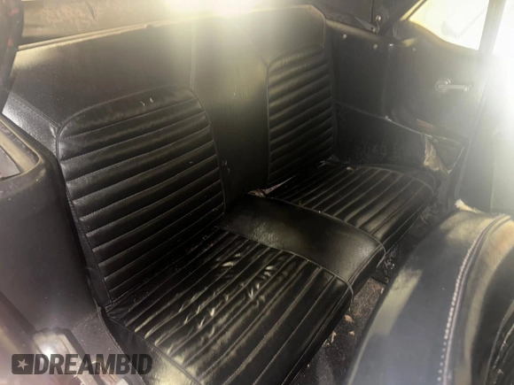 1965 Ford Mustang z VIN 5F08C724192, wystawiony jako Copart lot #43860595 z przebiegiem 19 900 mil mil oraz Czysty tytuł • Clean title. Historia ofert i sprzedaży dostępna na DreamBid. Obrazek 6.