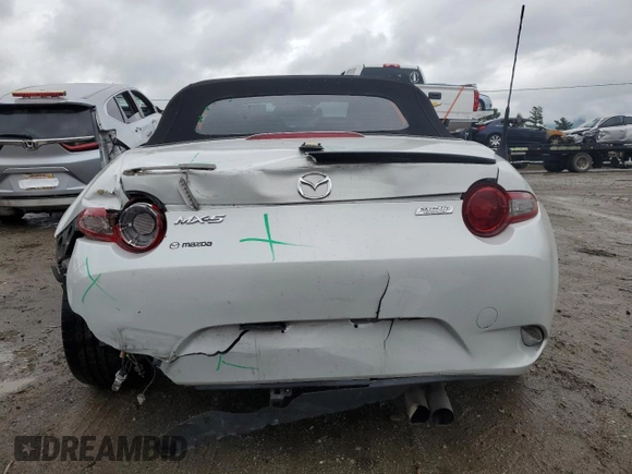 2016 Mazda MX-5 Miata Club z VIN JM1NDAC79G0107454, wystawiony jako Copart lot #47976975 z przebiegiem 47 362 mil mil oraz Szkoda całkowita • Salvage title. Historia ofert i sprzedaży dostępna na DreamBid. Obrazek 6.