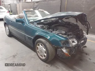 1994 Mercedes-Benz SL z VIN WDBFA63E1RF104197, wystawiony jako IAAI lot #42120550 z przebiegiem 225 032 mil mil oraz . Historia ofert i sprzedaży dostępna na DreamBid. Obrazek 1.