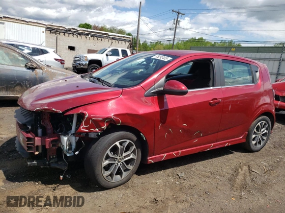 2017 Chevrolet Sonic LT z VIN 1G1JD6SH0H4128217, wystawiony jako Copart lot #55092485 z przebiegiem 41 545 mil mil oraz Szkoda całkowita • Salvage title. Historia ofert i sprzedaży dostępna na DreamBid. Obrazek 1.