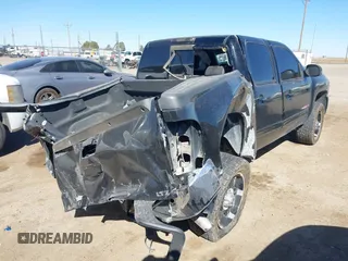 2008 Chevrolet Silverado 1500 LTZ with VIN 2GCEK13Y081241547, listed as a IAAI auction lot 41724991 with 224,143 mi miles. Bid and sale history available at carsss.com. Image 4.