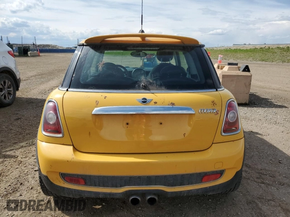 2009 MINI Hardtop S with VIN WMWMF73539TW85832, listed as a Copart auction lot 57343575 with 172,564 mi miles and Clean title. Bid and sale history available at DreamBid. Image 6.