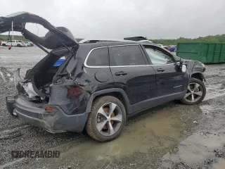 2019 Jeep Cherokee Limited with VIN 1C4PJLDX1KD143488, listed as a Copart auction lot 56759085 with 70,395 mi miles and Salvage title. Bid and sale history available at DreamBid. Image 3.