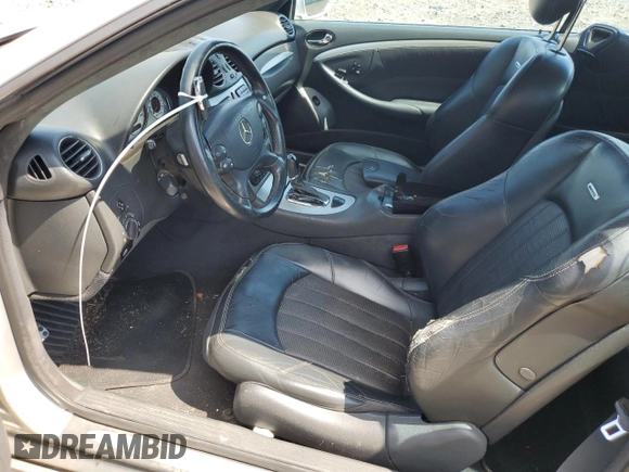 2004 Mercedes-Benz CLK 55 AMG with VIN WDBTK76G14T011421, listed as a Copart auction lot 65686025 with 135,399 mi miles and Salvage title. Bid and sale history available at DreamBid. Image 7.