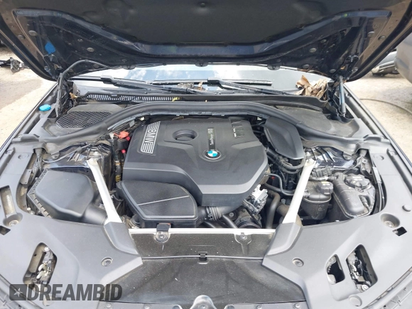 2019 BMW 5 Series 530i xDrive z VIN WBAJA7C55KWW00477, wystawiony jako IAAI lot #42388808 z przebiegiem 36 mil mil oraz . Historia ofert i sprzedaży dostępna na DreamBid. Obrazek 10.
