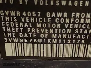 2019 Volkswagen Jetta S with VIN 3VWN57BU1KM113176, listed as a IAAI auction lot 41612971 with 139,049 mi miles. Bid and sale history available at carsss.com. Image 9.