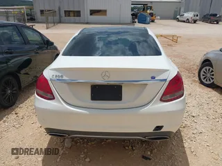 2017 Mercedes-Benz C 300 с VIN 55SWF4JB6HU199101, выставлен на аукционе IAAI как лот 42749352 с пробегом 123 279 миль миль и . История ставок и продаж доступна на DreamBid. Изображение 16.