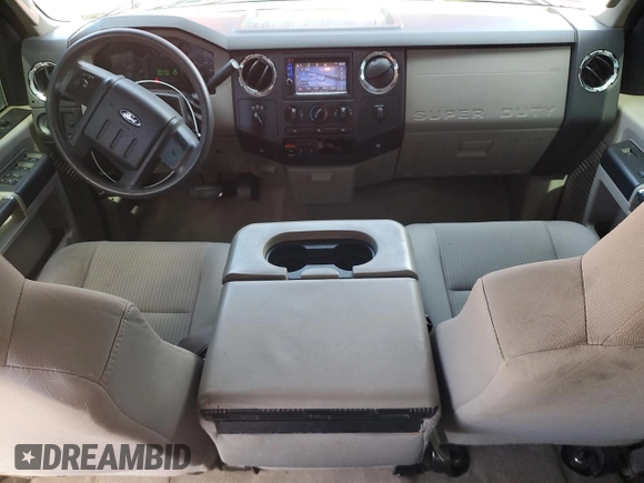 2008 Ford F-250 XL with VIN 1FTSW21R18EB49340, listed as a Copart auction lot 62421085 with 144,296 mi miles and Salvage title. Bid and sale history available at DreamBid. Image 8.