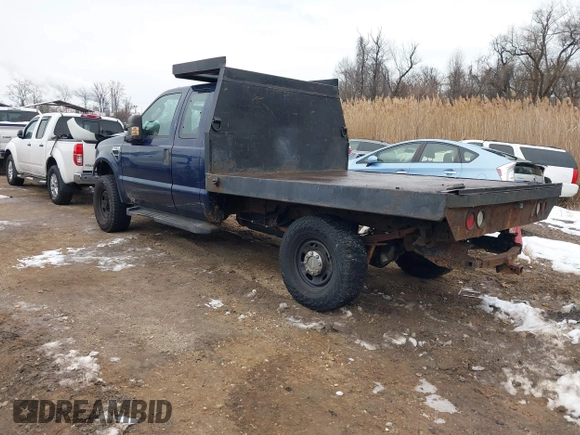 2010 Ford F-250 XL z VIN 1FTSX2B52AEA68720, wystawiony jako IAAI lot #41346824 z przebiegiem 235 000 mil mil oraz . Historia ofert i sprzedaży dostępna na DreamBid. Obrazek 3.