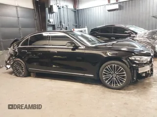 2024 Mercedes-Benz S 580 z VIN W1K6G7GB6RA271633, wystawiony jako IAAI lot #41995653 z przebiegiem 11 908 mil mil oraz . Historia ofert i sprzedaży dostępna na DreamBid. Obrazek 14.
