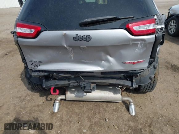 2018 Jeep Cherokee Trailhawk с VIN 1C4PJMBXXJD526398, выставлен на аукционе IAAI как лот 42105800 с пробегом 55 670 миль миль и . История ставок и продаж доступна на DreamBid. Изображение 6.