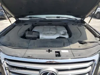 2013 Lexus LX 570 z VIN JTJHY7AX9D4101971, wystawiony jako Copart lot #59770615 z przebiegiem 102 116 mil mil oraz Szkody całkowita. Historia ofert i sprzedaży dostępna na DreamBid. Obrazek 12.
