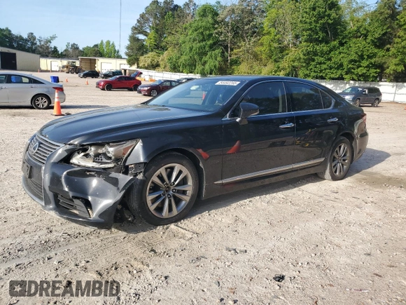 2013 Lexus LS 460 z VIN JTHCL5EF7D5018890, wystawiony jako Copart lot #54492255 z przebiegiem Nie podano mil oraz Szkody całkowita. Historia ofert i sprzedaży dostępna na DreamBid. Obrazek 1.