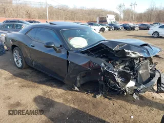 2022 Dodge Challenger GT z VIN 2C3CDZKG6NH175795, wystawiony jako IAAI lot #41652209 z przebiegiem 33 025 mil mil oraz . Historia ofert i sprzedaży dostępna na DreamBid. Obrazek 1.