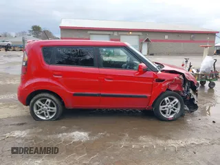 2010 Kia Soul + with VIN KNDJT2A27A7160893, listed as a IAAI auction lot 41312041 with 221,568 mi miles. Bid and sale history available at carsss.com. Image 13.