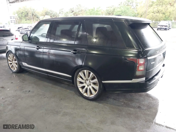 2015 Land Rover Range Rover Supercharged with VIN SALGS3TF4FA214673, listed as a IAAI auction lot 41753240 with 61,450 mi miles. Bid and sale history available at carsss.com. Image 3.