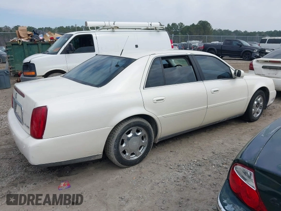 2000 Cadillac DeVille z VIN 1G6KD54Y2YU319515, wystawiony jako IAAI lot #41638065 z przebiegiem Nie podano mil oraz . Historia ofert i sprzedaży dostępna na DreamBid. Obrazek 4.