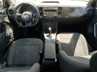 2014 Volkswagen Beetle Entry с VIN 3VWF17AT0EM641935, выставлен на аукционе Copart как лот 59895045 с пробегом 174 416 миль миль и Чистый • Clean title. История ставок и продаж доступна на DreamBid. Изображение 8.