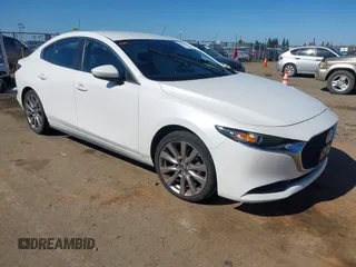 2020 Mazda 3 Preferred Package with VIN 3MZBPADL6LM133682, listed as a IAAI auction lot 41670376 with 26,501 mi miles and . Bid and sale history available at carsss.com. Image 1.