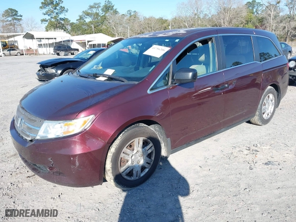 2013 Honda Odyssey LX with VIN 5FNRL5H21DB082331, listed as a IAAI auction lot 41756206 with 249,204 mi miles. Bid and sale history available at carsss.com. Image 17.