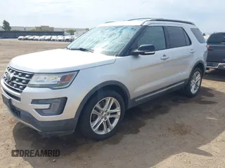 2017 Ford Explorer XLT with VIN 1FM5K8D86HGA12151, listed as a IAAI auction lot 42772972 with 127,346 mi miles and . Bid and sale history available at DreamBid. Image 2.