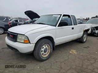 2001 GMC Sonoma SLS w/1SH Pkg with VIN 1GTDT19W618217027, listed as a Copart auction lot 87254654 with 162,109 mi miles and Salvage Title. Bid and sale history available at carsss.com. Image 1.