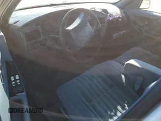 1995 Buick Regal Custom с VIN 2G4WB52M5S1425279, выставлен на аукционе Copart как лот 80939374 с пробегом 151 906 миль миль и Списание • Salvage title. История ставок и продаж доступна на DreamBid. Изображение 8.